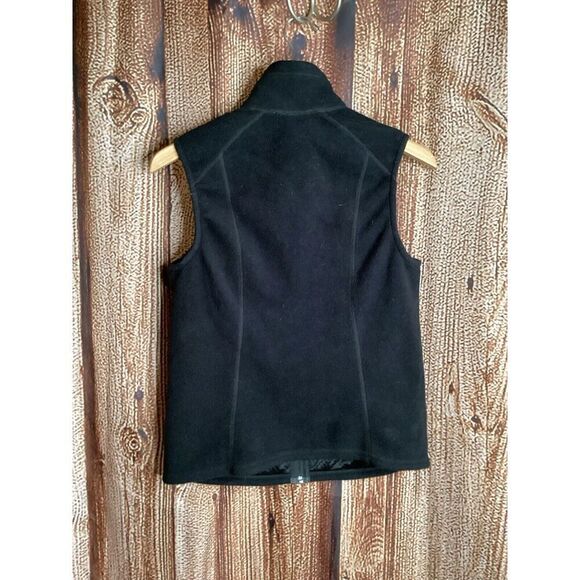 Patagonia Synchilla Vest Women’s Small Black Full Zip Up Sleeveless Embroidered - Picture 3 of 3